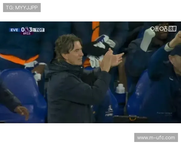 阿森纳4-1热刺，埃泽上演帽子戏法主宰北伦敦德比