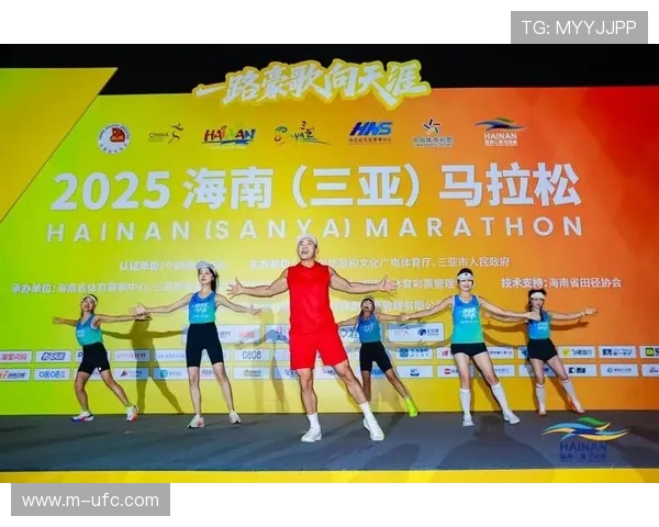 高汉涛、周霞分获海南三亚半程马拉松男女组冠军